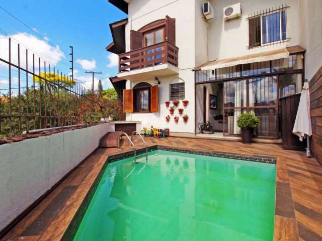 Casa com 3 quartos à venda na Rua Luiz Voelcker, 740, Três Figueiras, Porto Alegre, 247 m2 por R$ 1.900.000