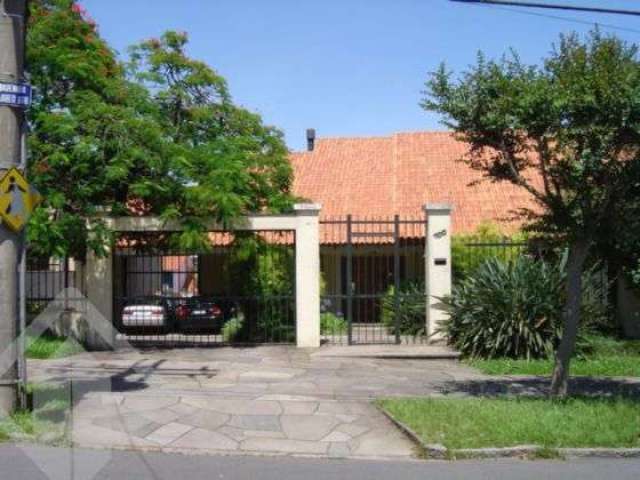 Casa em condomínio fechado com 5 quartos à venda na Avenida General Barreto Viana, 700, Chácara das Pedras, Porto Alegre, 500 m2 por R$ 3.450.000