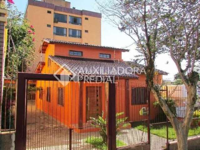 Casa em condomínio fechado com 3 quartos à venda na Rua Guiné, 486, Vila Ipiranga, Porto Alegre, 170 m2 por R$ 858.600