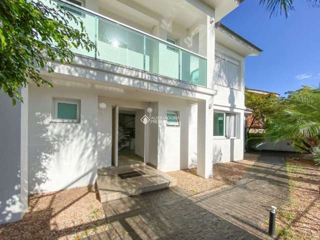 Casa com 5 quartos à venda na Rua Monte Bonito, 211, Jardim Floresta, Porto Alegre, 410 m2 por R$ 2.300.000