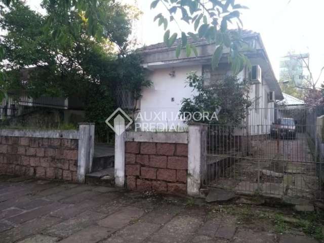 Terreno em condomínio fechado à venda na Rua General Souza Doca, 193, Petrópolis, Porto Alegre por R$ 1.330.000