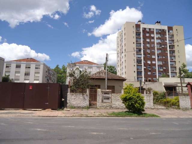 Terreno em condomínio fechado à venda na Rua Fernando Cortez, 232, Cristo Redentor, Porto Alegre, 481 m2 por R$ 950.000