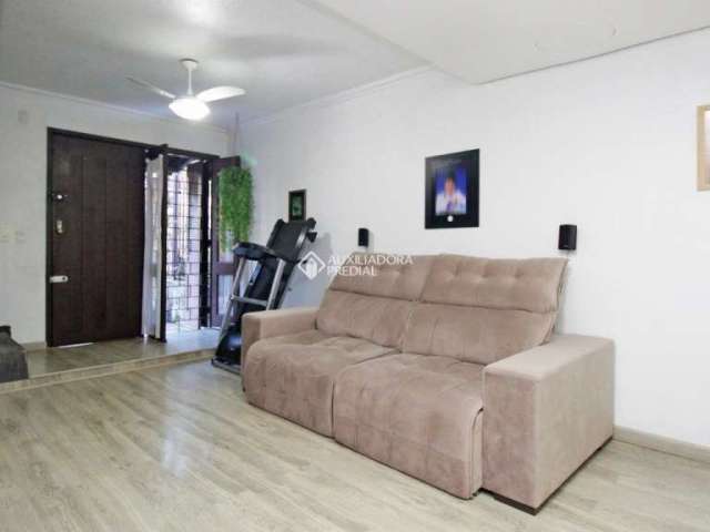 Casa em condomínio fechado com 2 quartos à venda na Avenida Mãe Apolinária Matias Batista, 605, Morro Santana, Porto Alegre, 82 m2 por R$ 256.000