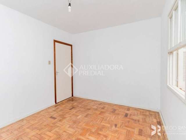 Apartamento com 3 quartos à venda na Rua Doutor Júlio Bocaccio, 28, Santo Antônio, Porto Alegre, 75 m2 por R$ 235.000