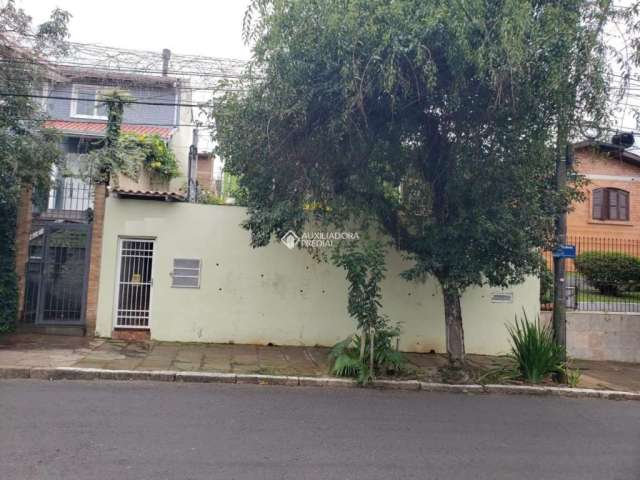 Casa com 3 quartos à venda na Rua Presidente Juarez, 450, São Sebastião, Porto Alegre, 168 m2 por R$ 639.000