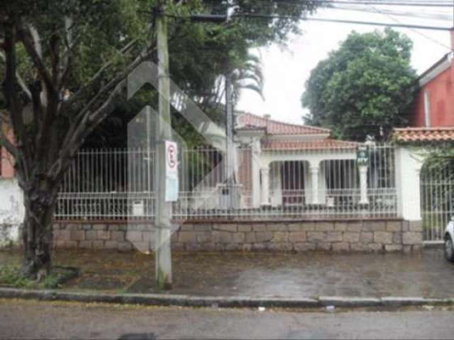 Casa em condomínio fechado com 3 quartos à venda na Rua Eça de Queiroz, 83, Petrópolis, Porto Alegre, 400 m2 por R$ 1.140.000