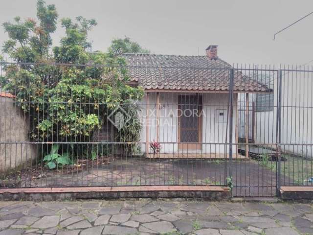 Terreno à venda na Rua Maria Montessori, 378, São Sebastião, Porto Alegre, 300 m2 por R$ 620.000