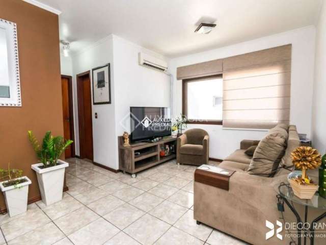 Apartamento com 2 quartos à venda na Rua Taveira Júnior, 164, Nonoai, Porto Alegre, 59 m2 por R$ 245.000