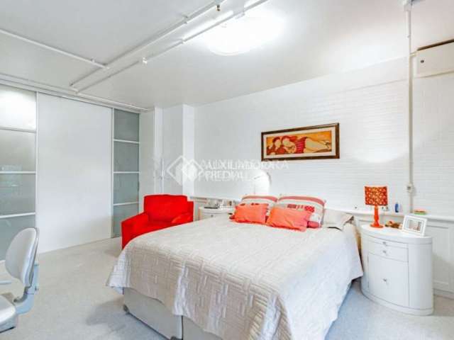 Loft com 1 quarto para alugar na Rua Padre Chagas, 51, Moinhos de Vento, Porto Alegre, 82 m2 por R$ 8.000