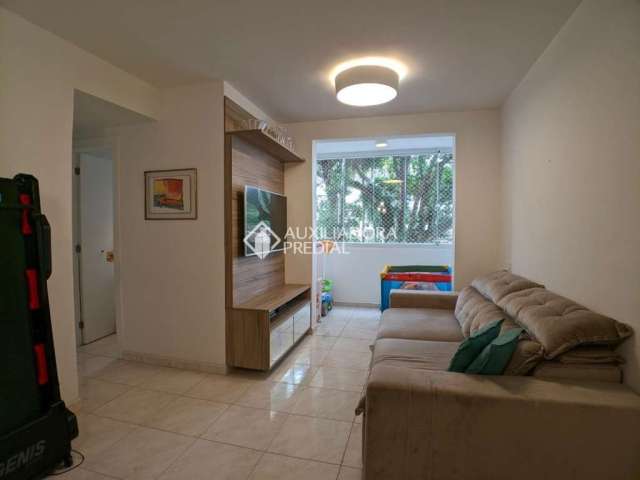 Apartamento com 3 quartos para alugar na Beco Souza Costa, 400, Protásio Alves, Porto Alegre, 76 m2 por R$ 2.100