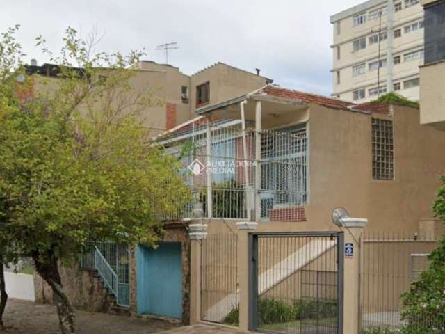 Casa com 3 quartos à venda na Rua Visconde de Duprat, 348, Petrópolis, Porto Alegre, 220 m2 por R$ 729.000