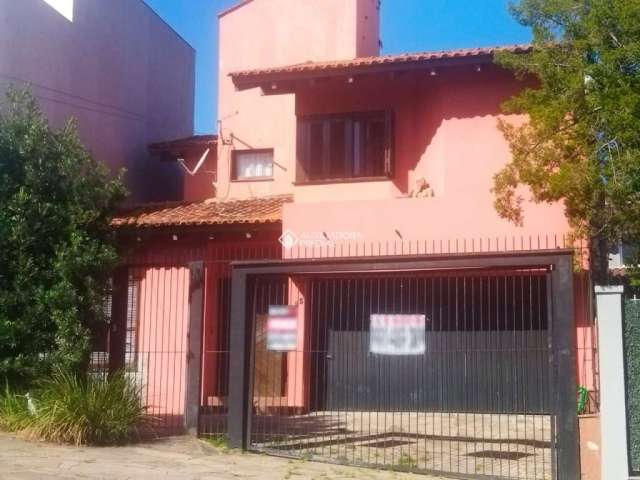 Casa com 2 quartos à venda na Avenida General Barreto Viana, 285, Chácara das Pedras, Porto Alegre, 250 m2 por R$ 650.000
