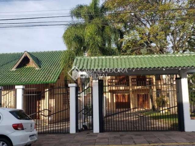 Casa com 5 quartos à venda na TAMOIO, 346, Centro, Campo Bom, 530 m2 por R$ 1.820.000