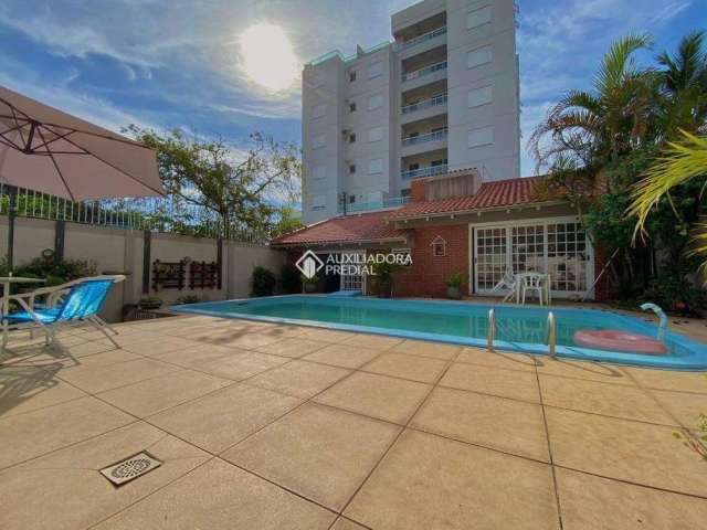 Casa com 4 quartos à venda na Rua Rio de Janeiro, 458, Ouro Branco, Novo Hamburgo, 249 m2 por R$ 799.900