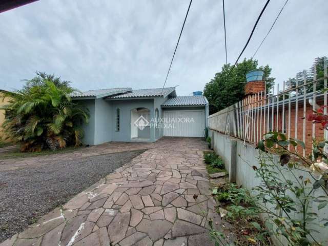 Casa com 3 quartos à venda na Rua Odon Cavalcante, 915, Canudos, Novo Hamburgo, 178 m2 por R$ 480.000