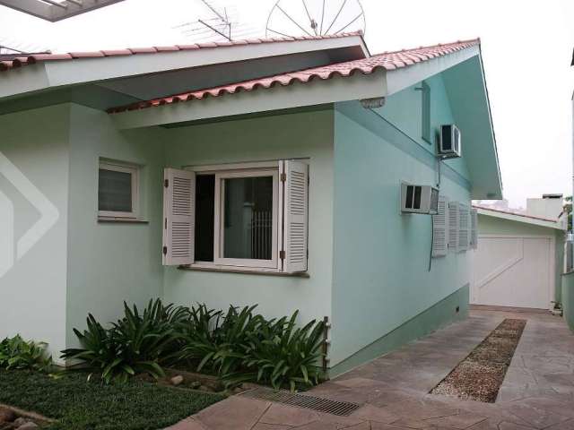 Casa em condomínio fechado com 3 quartos à venda na Rua Irmão Norberto, 42, Rincão, Novo Hamburgo, 206 m2 por R$ 636.000