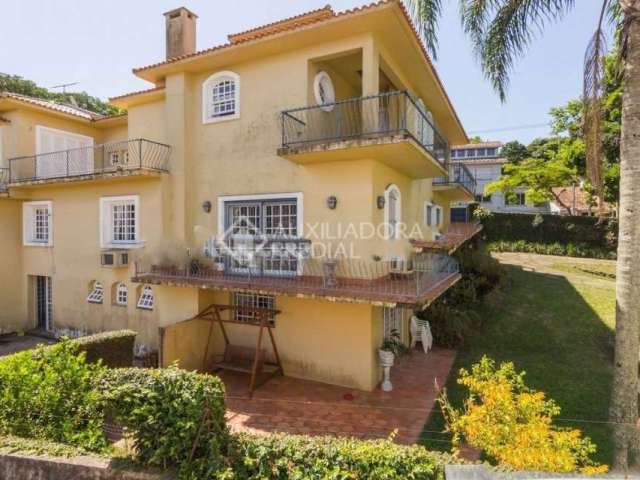 Casa com 3 quartos à venda na Rua Professor Emílio Meyer, 431, Vila Conceição, Porto Alegre, 450 m2 por R$ 1.862.000