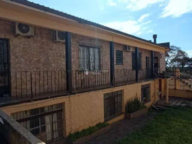 Casa com 4 quartos à venda na Rua Landel de Moura, 316, Tristeza, Porto Alegre, 160 m2 por R$ 350.000