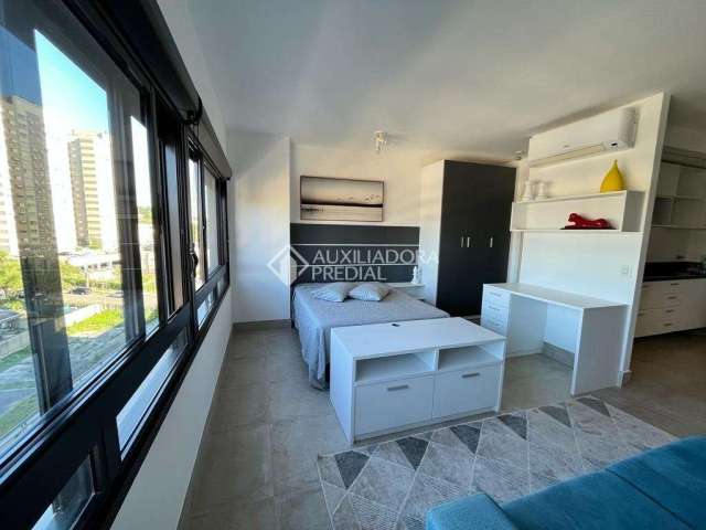 Apartamento com 1 quarto para alugar na Avenida Ipiranga, 8484, Jardim Botânico, Porto Alegre, 37 m2 por R$ 2.500