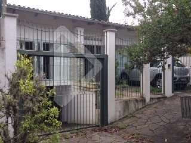 Casa em condomínio fechado com 5 quartos à venda na Rua Pedro Moacyr, 96, Cascata, Porto Alegre, 300 m2 por R$ 900.000