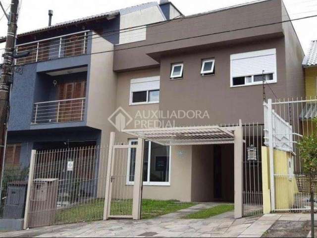 Casa em condomínio fechado com 3 quartos à venda na Rua Senador Mondin, 125, Aberta dos Morros, Porto Alegre, 218 m2 por R$ 690.000
