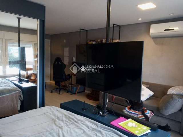 Apartamento com 1 quarto para alugar na Avenida Ipiranga, 8355, Partenon, Porto Alegre, 41 m2 por R$ 2.400