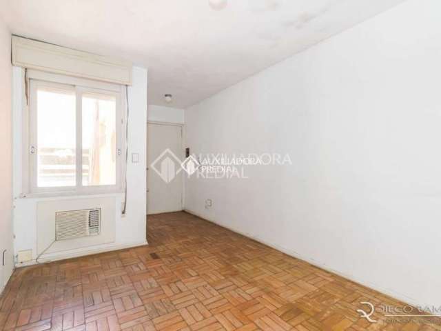 Apartamento com 2 quartos para alugar na Avenida Coronel Lucas de Oliveira, 1609, Petrópolis, Porto Alegre, 63 m2 por R$ 1.500