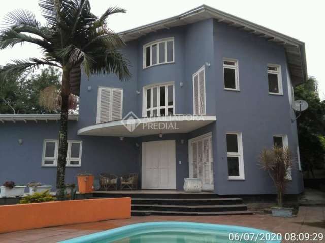 Casa com 3 quartos à venda na PADRE TEOBALDO FRANTZ, 240, Cristo Rei, São Leopoldo, 239 m2 por R$ 780.000