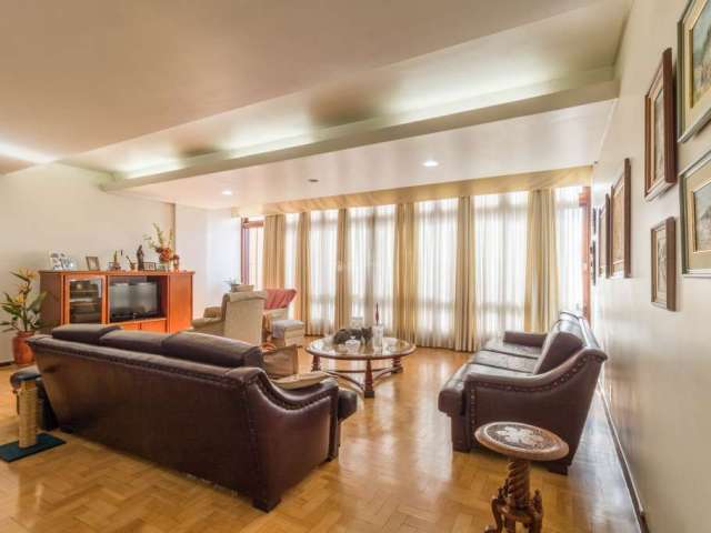 Apartamento com 4 quartos à venda na Avenida Independência, 56, Independência, Porto Alegre, 187 m2 por R$ 975.000