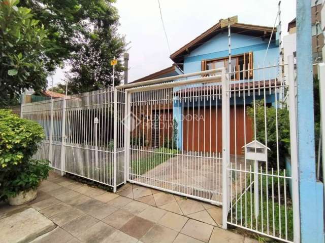 Casa em condomínio fechado com 4 quartos à venda na Rua Carlos Legori, 50, Passo da Areia, Porto Alegre, 420 m2 por R$ 2.099.000