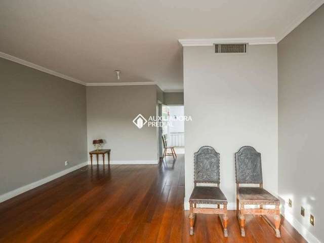 Casa com 3 quartos à venda na Rua Butuí, 185, Cristal, Porto Alegre, 210 m2 por R$ 870.000