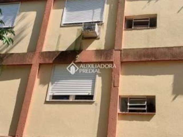 Apartamento com 3 quartos à venda na Travessa Escobar, 469, Camaquã, Porto Alegre, 61 m2 por R$ 295.000