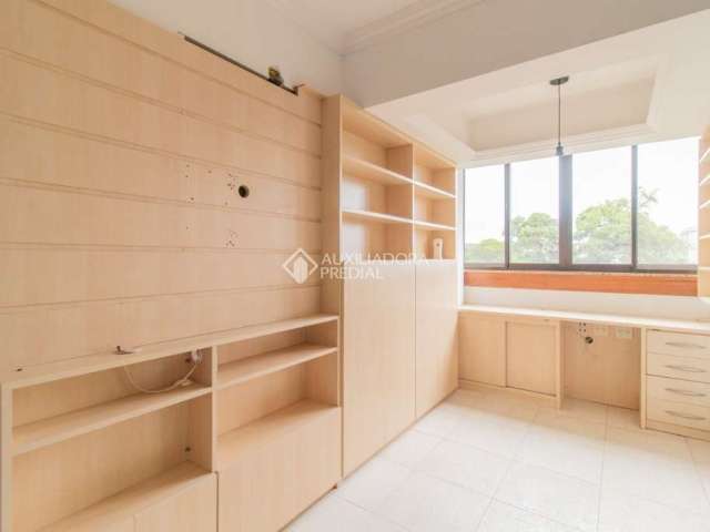 Apartamento com 3 quartos para alugar na Rua Itapitocaí, 70, Cristal, Porto Alegre, 81 m2 por R$ 2.600