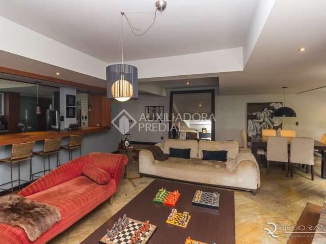 Casa em condomínio fechado com 4 quartos à venda na Rua Carlos Júlio Becker, 295, Tristeza, Porto Alegre, 277 m2 por R$ 4.700.000