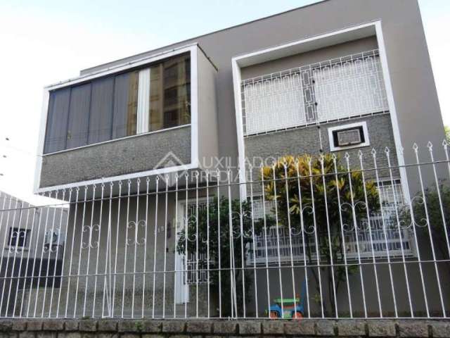 Casa com 3 quartos à venda na Rua Bispo William Thomas, 215, Teresópolis, Porto Alegre, 217 m2 por R$ 949.000