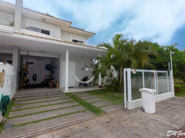Casa em condomínio fechado com 3 quartos à venda na Rua da Caliandra Rosa, 210, Cachoeira do Bom Jesus, Florianópolis, 152 m2 por R$ 1.490.000