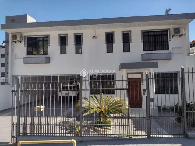 Casa comercial com 5 salas à venda na Rua Doutor Armando Valério de Assis, 68, Centro, Florianópolis, 394 m2 por R$ 3.990.000