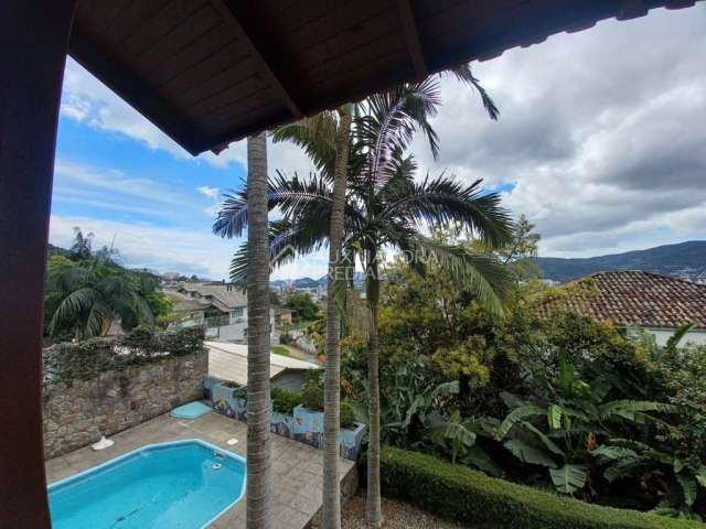 Casa com 3 quartos à venda na Rua Lídio Tibúrcio Pires, 130, Trindade, Florianópolis, 238 m2 por R$ 1.700.000