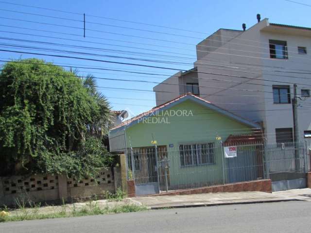 Casa com 3 quartos à venda na Rua Coronel Aníbal Garcia Barão, 330, Menino Jesus, Santa Maria, 116 m2 por R$ 600.000