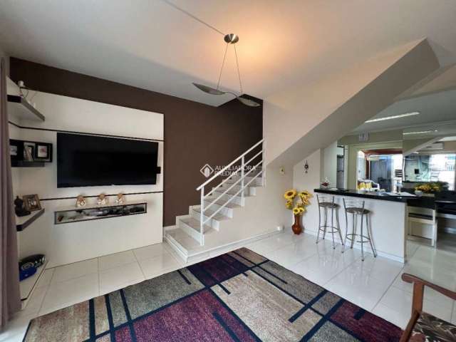 Casa com 2 quartos à venda na Rua Cingapura, 950, Santa Regina, Camboriú, 92 m2 por R$ 479.000