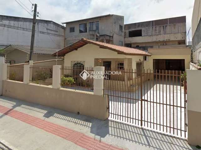 Casa com 4 quartos à venda na Rua 2350, 1470, Centro, Balneário Camboriú, 59 m2 por R$ 1.500.000