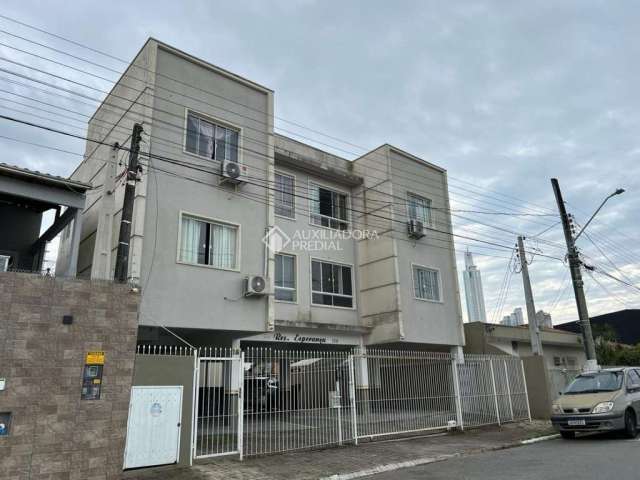 Apartamento com 2 quartos à venda na Rua Antônio Dias de Oliveira, 130, Nova Esperança, Balneário Camboriú, 57 m2 por R$ 430.000