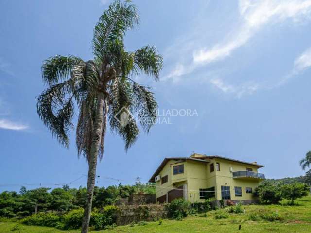 Casa com 3 quartos à venda na ONZE AMIGOS, 1525, Vale Direito, Dois Irmãos, 238 m2 por R$ 790.000