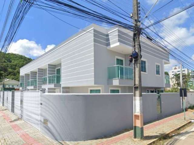 Casa com 2 quartos à venda na Laranjeira, 405, Tabuleiro, Camboriú, 64 m2 por R$ 530.000