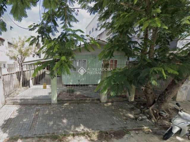 Terreno à venda na Rua Tocantins, 296, Areias, Camboriú, 403 m2 por R$ 580.000