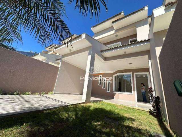 Sobrado com 3 dormitórios para alugar, 182 m² por R$ 3.860,01/mês - Porto Seguro  - Cascavel/PR