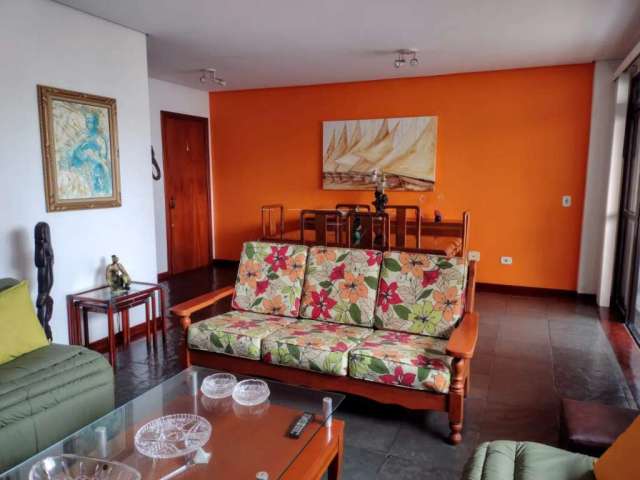 Apartamento com 4 quartos para alugar na Rua São Carlos, Pitangueiras, Guarujá, 118 m2 por R$ 2.300