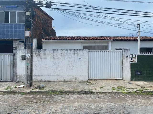 Casa com 3 dormitórios à venda, 80 m² por R$ 249.900,00 - Mangabeira - João Pessoa/PB