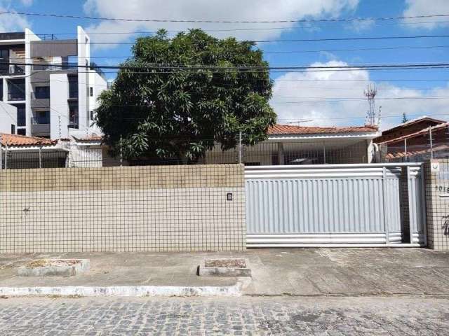 Casa com 5 dormitórios à venda, 360 m² por R$ 900.000,00 - Bessa - João Pessoa/PB