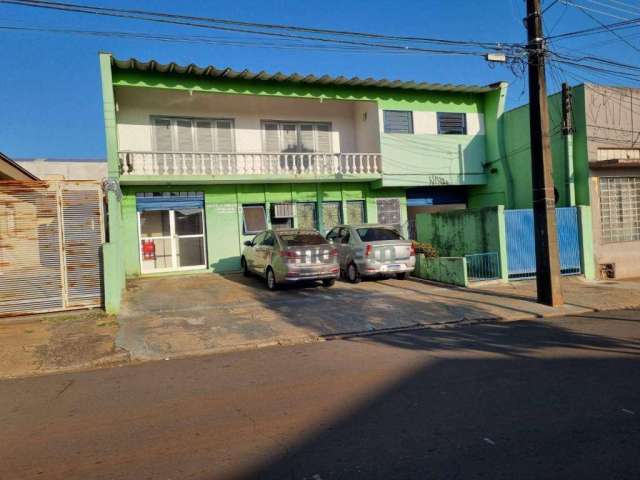 Sobrado com 4 dormitórios, 196 m² - venda por R$ 1.100.000,00 ou aluguel por R$ 2.200,00/mês - Centro - Londrina/PR